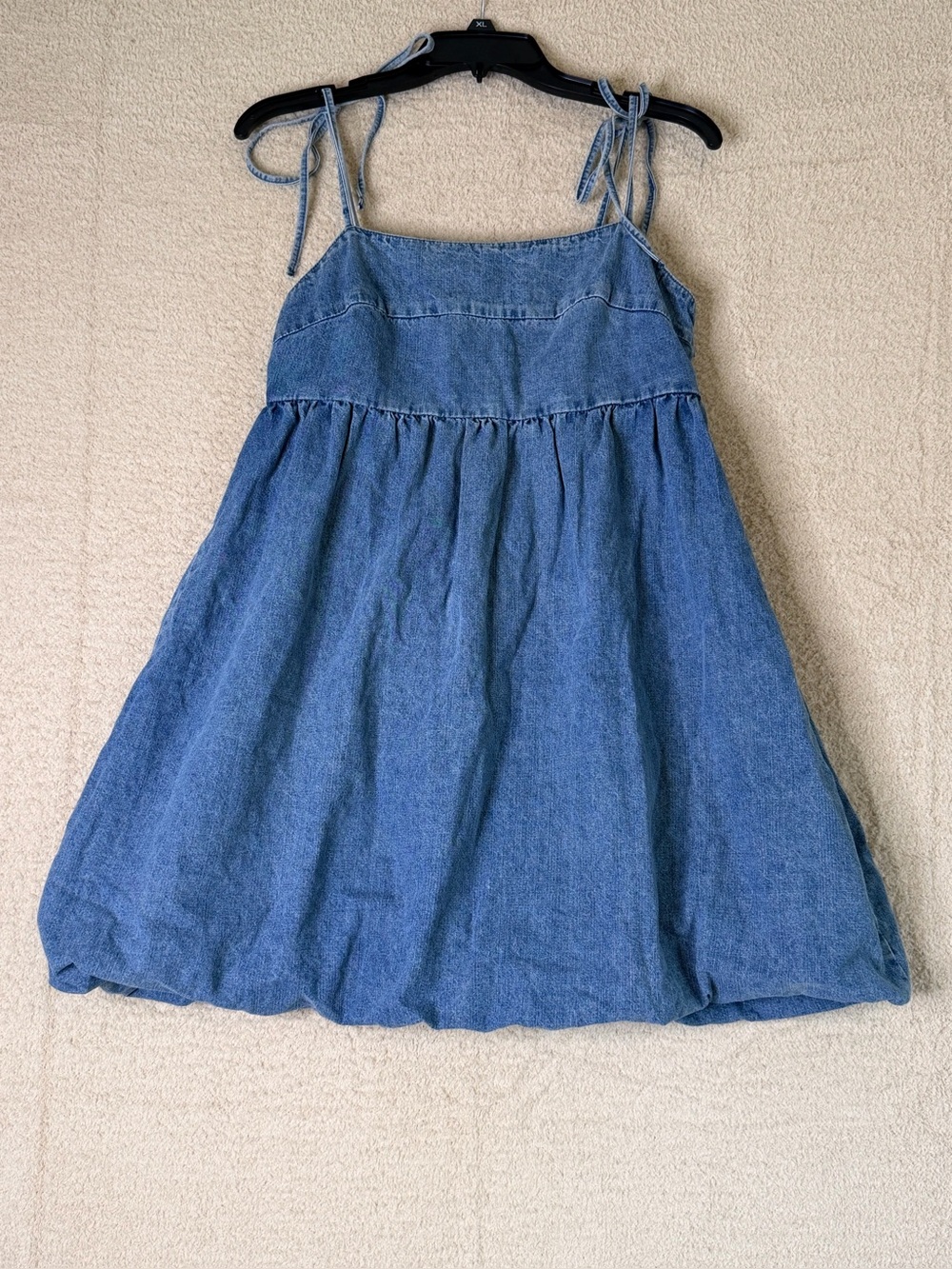 Lulus Charmed Aura Light Wash Denim Tie-Strap Bubble-Hem Mini Dress Size M NWT - Picture 8 of 11